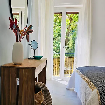 Claudia's Luxurious Garden شقة *