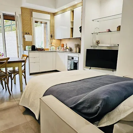 Claudia's Luxurious Garden Μοντερόσο αλ Μάρε