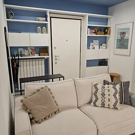 Claudia's Luxurious Garden *