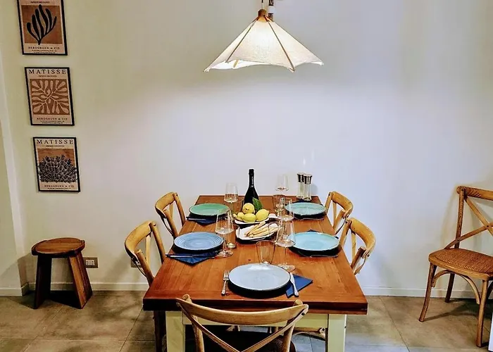 Claudia's Luxurious Garden *