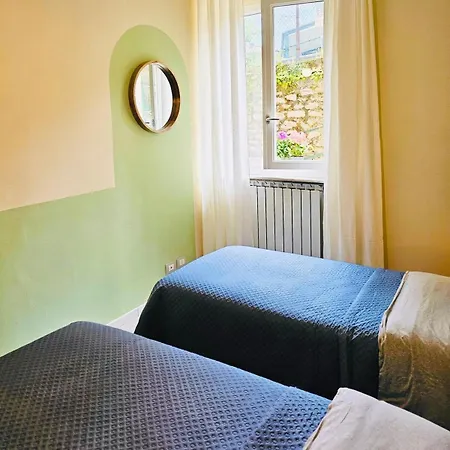 Claudia's Luxurious Garden * Monterosso al Mare