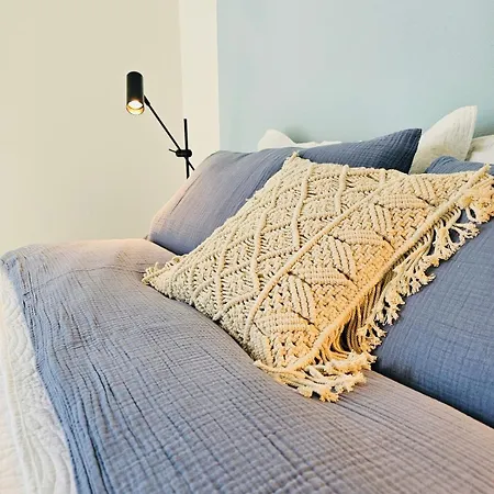 Claudia's Luxurious Garden *